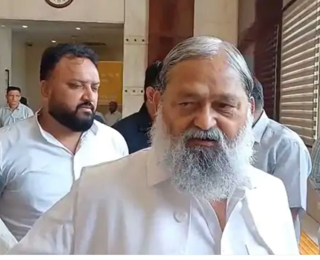 छठ पूजा पर ‘पक्का’ तोहफा : अनिल विज ने 24 घंटे में ₹50 लाख जारी कर निभाया पक्का घाट बनाने का वादा