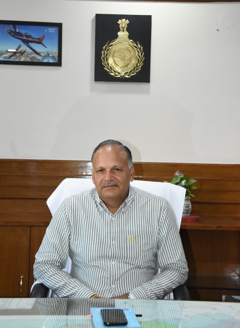 उपायुक्त ने एचएसवीपी को सैक्टर 21 से मलबा हटवाने के दिए निर्देश